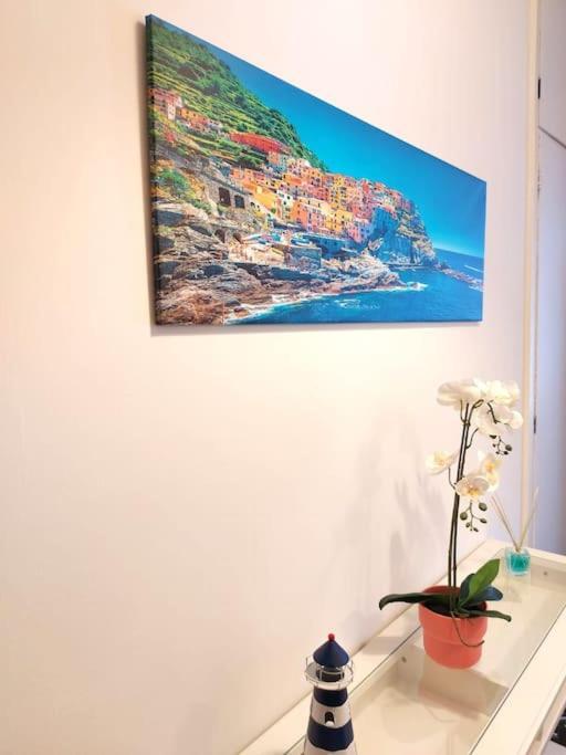 Elegante Appartamento La Spezia Centro Luaran gambar